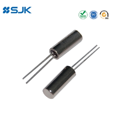 kaufen 3 x 8 mm Durchlöcherkristallresonator mit 32,768KHz 12,5pF ± 20ppm -20~+70°C Online-Herstellung